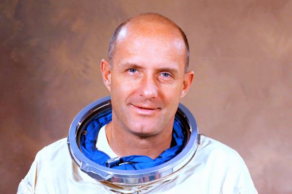 Умер командир экипажа США программы "Союз - Аполлон" Томас Стаффорд