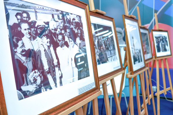 «Человек с небес»