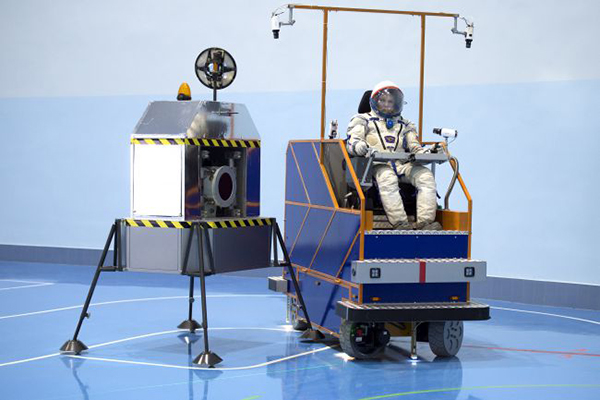 Космонавты проходят испытания в рамках эксперимента «Созвездие ЛМ-23/24»
