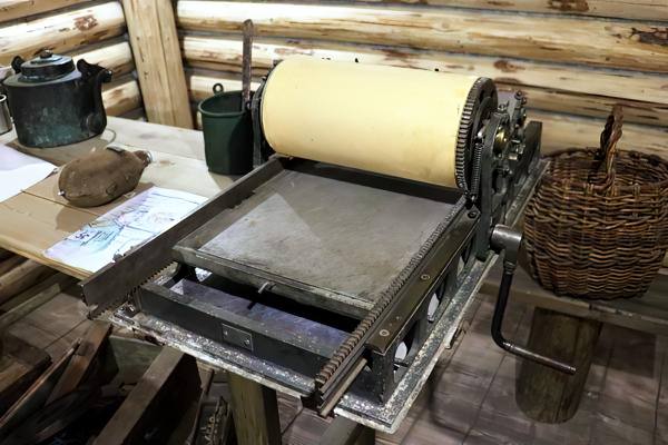 Печатный станок - тайное оружие подполья