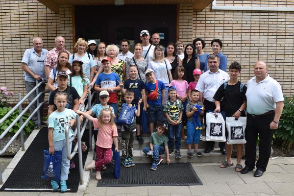 Дети Мариуполя посетили Музей-заповедник Ю. А. Гагарина