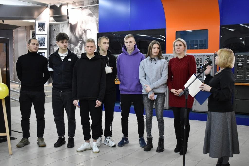 1536-1024 (2).jpg 1536-1024 (2).jpg