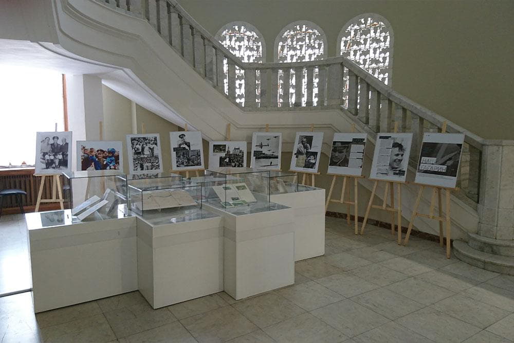 Выставка «Наш Гагарин» продолжает путешествие по Крыму! Выставка «Наш Гагарин» продолжает путешествие по Крыму!