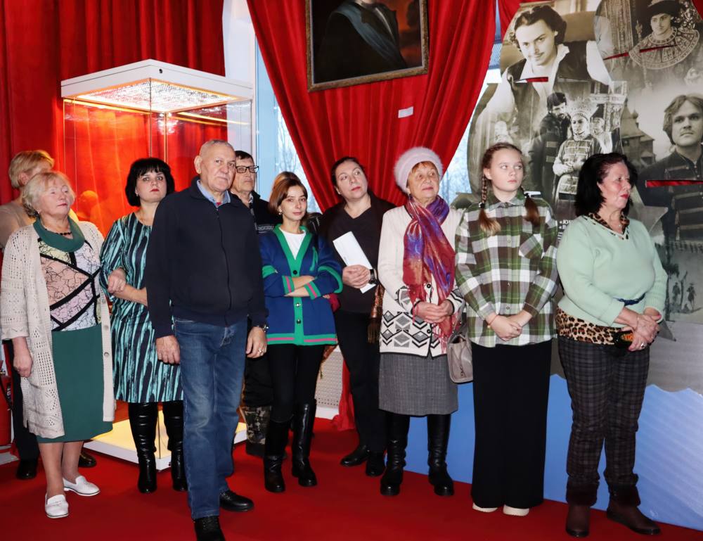 Открытие выставки «От великого до смешного и обратно: экранные образы Петра I» 6-gigapixel-standard-width-1000px.jpeg