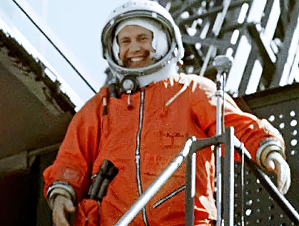 Павел Романович Попович Павел Романович Попович