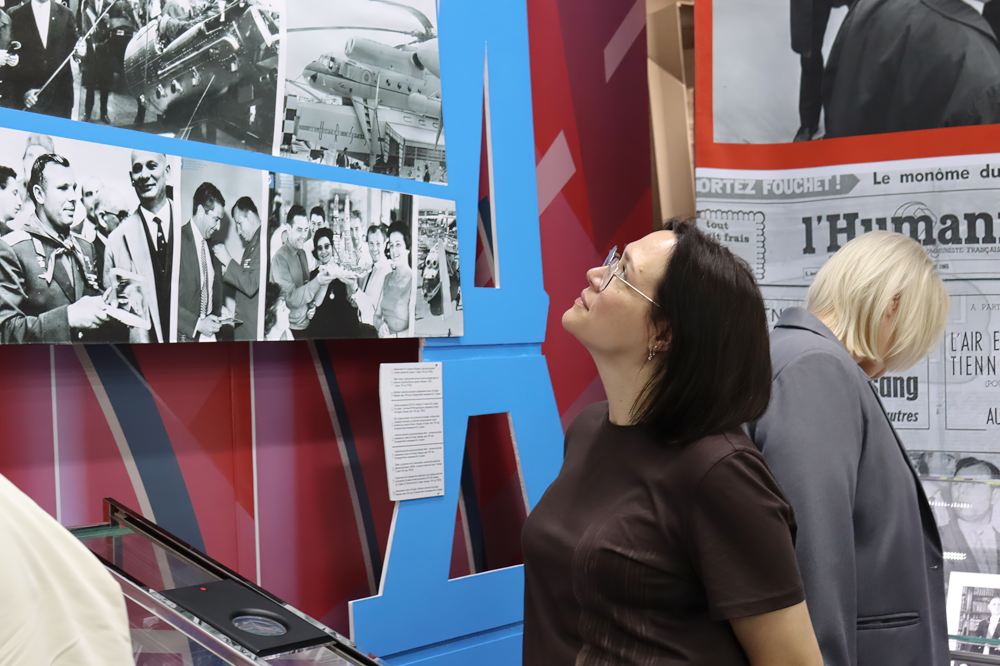 Спорткар для космонавта. Франция Спорткар для космонавта. Франция