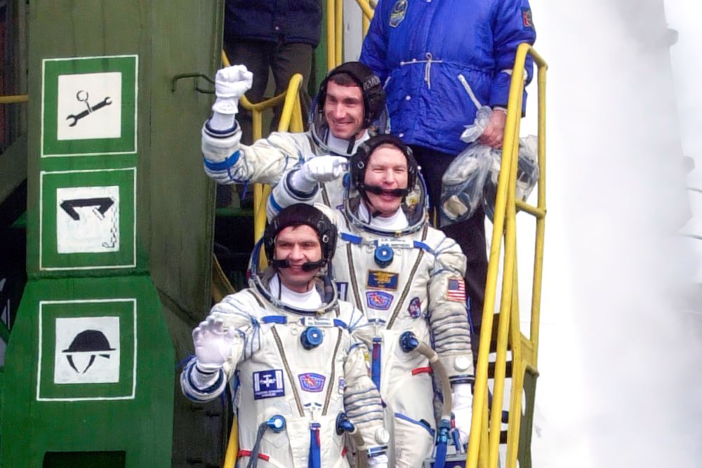 Первые обитатели МКС Первые обитатели МКС