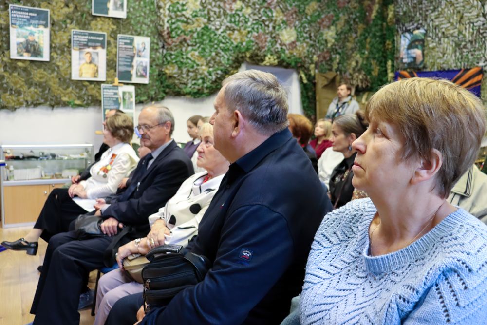 «Вставай, страна огромная…» «Вставай, страна огромная…»