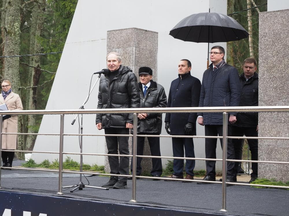 «Мы снова вспомним о нем…» Токарев.jpg