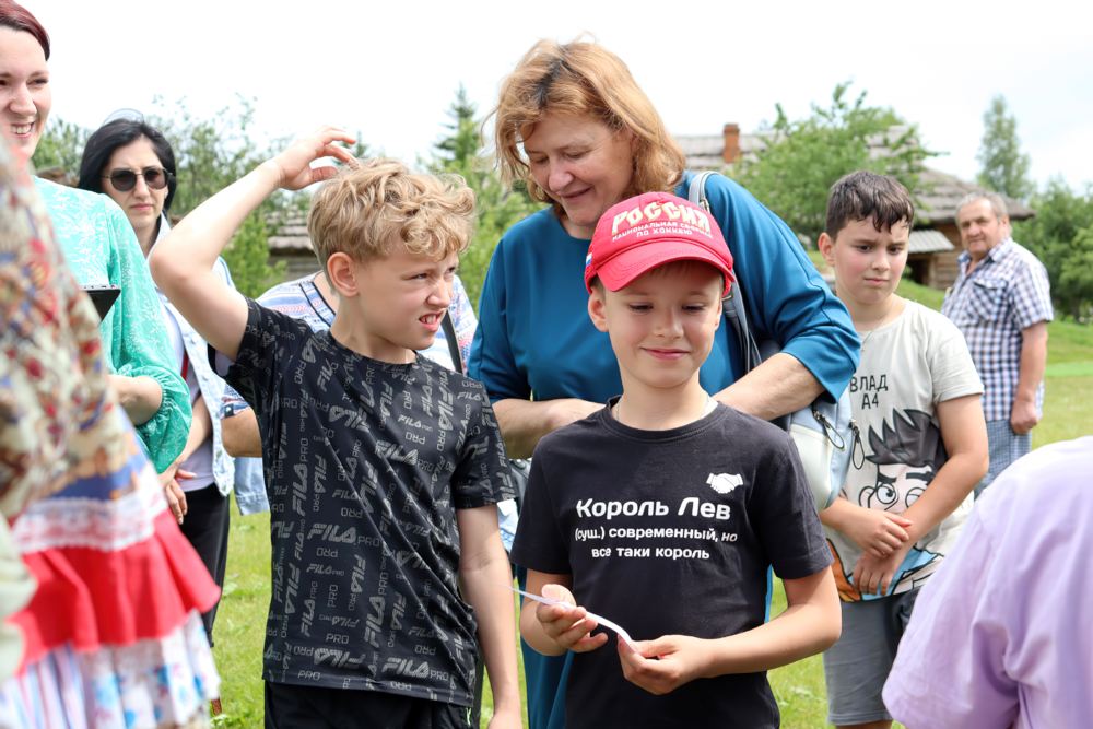 Семейное чаепитие в Клушино Семейное чаепитие в Клушино