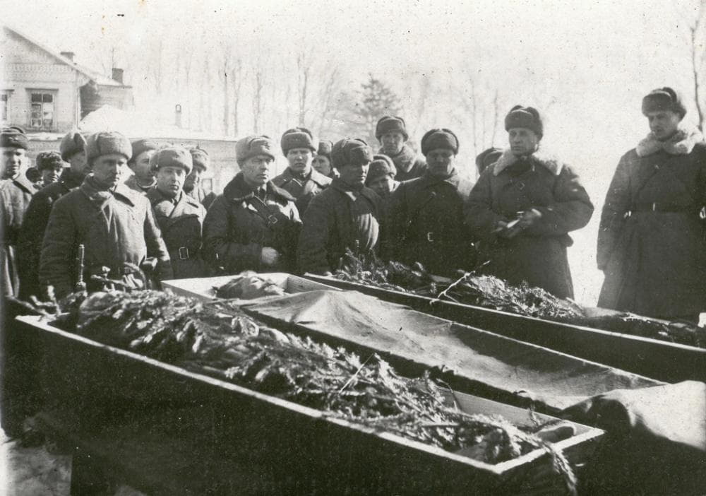Похороны  трех командиров  354 СД
