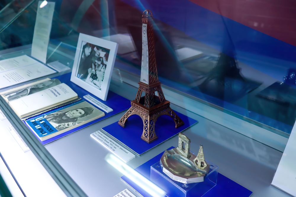 Спорткар для космонавта. Франция Спорткар для космонавта. Франция