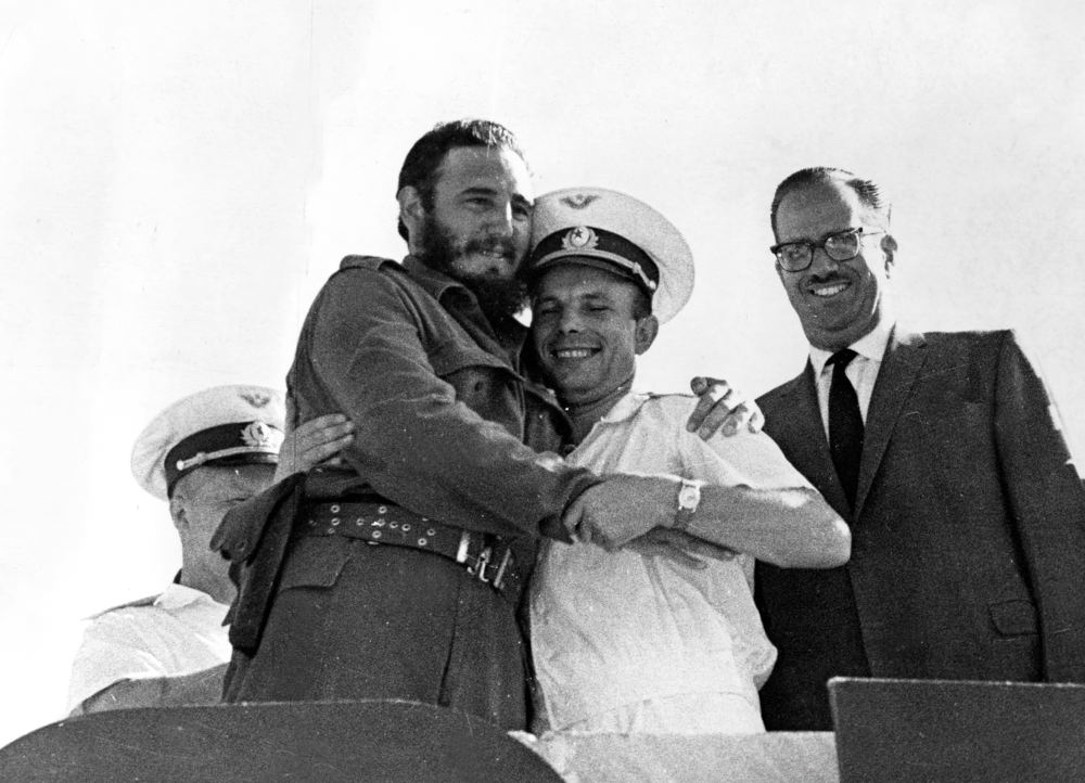 Поздравление с награждением орденом Плайя-Хирон. Гавана Площадь Революции 26 июля 1961 года.