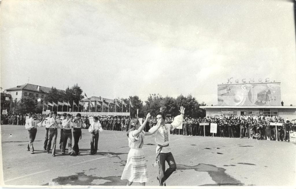 Листая памяти страницы 555-3ссо претения 81 открытие трудового семестра.jpg