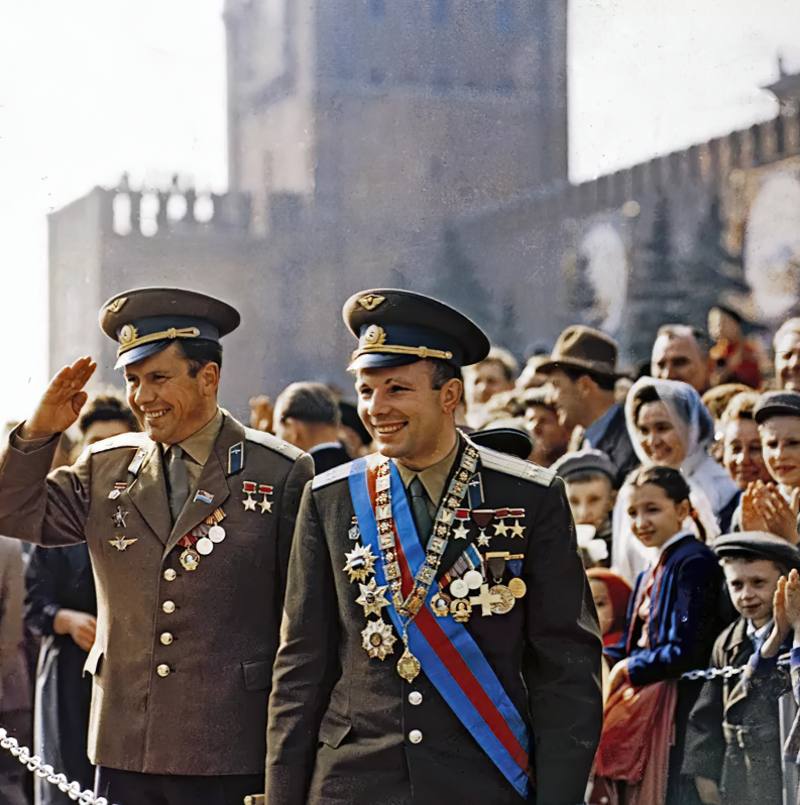 1 мая 10 PIXEL.jpeg