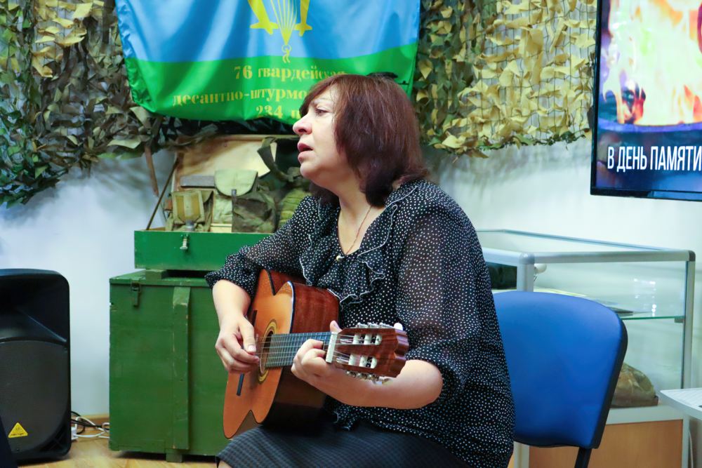 «Вставай, страна огромная…» «Вставай, страна огромная…»