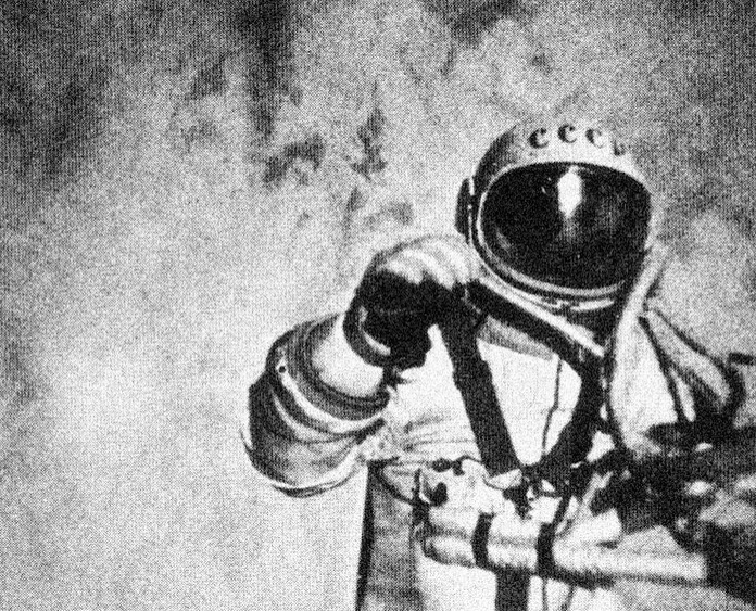 А.Леонов в скафандре Беркут во время выхода в открытый космос 18 марта 1965 года.jpg