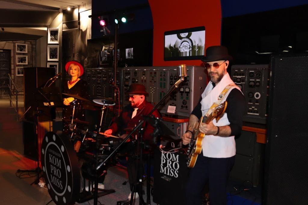 1536-1024 (12).jpg 1536-1024 (12).jpg