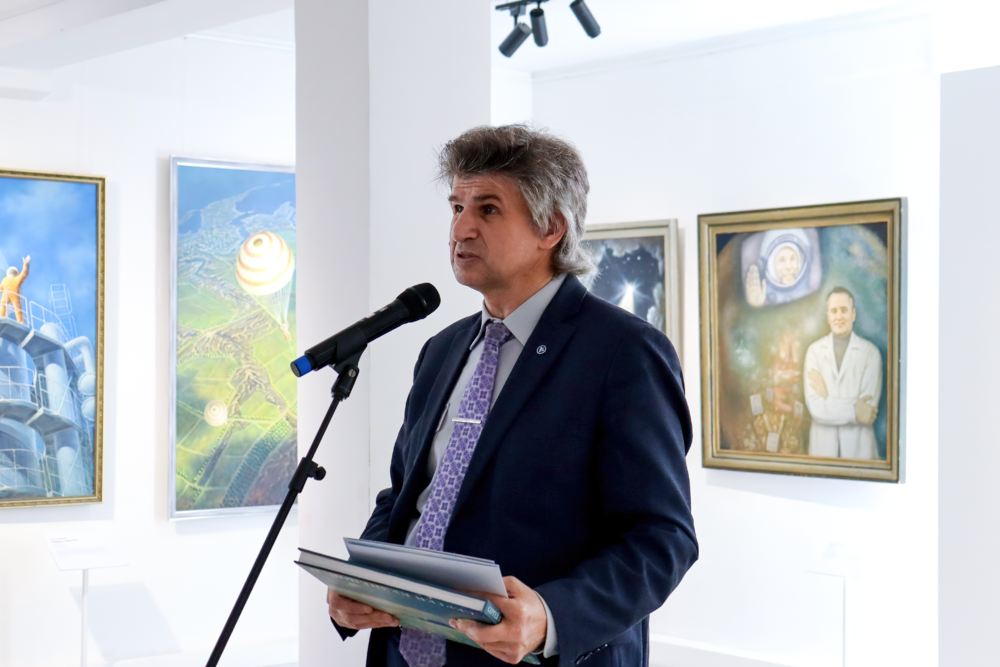 Жизнь коротка, искусство вечно