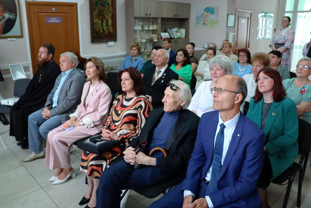 Женщине - Матери. Дань уважения и памяти Женщине - Матери. Дань уважения и памяти