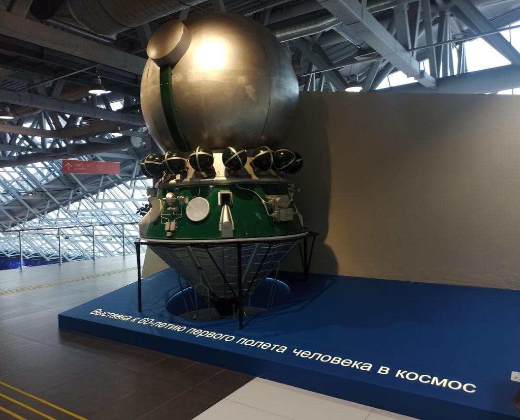 Гагаринцы в гостях у Циолковского 888.jpg