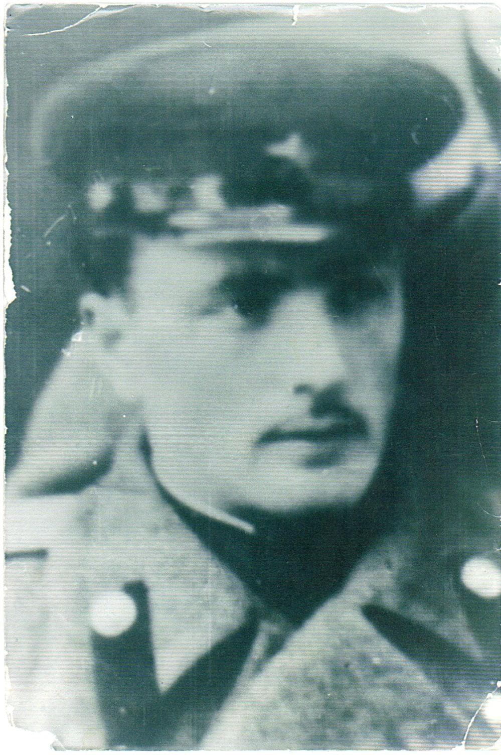 7. Олег Михайлович Жуков. 1942 год..jpg