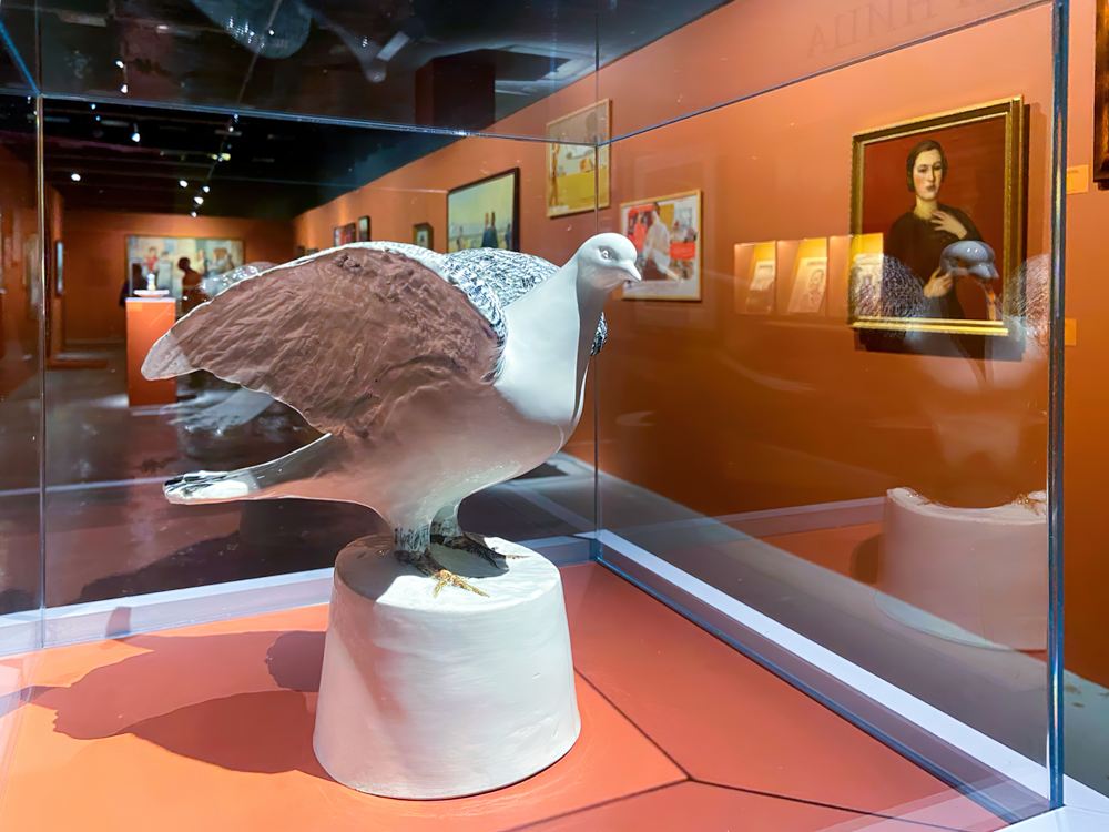 12. Исидор Фрих-Хар. Скульптура декоративная Голубь. 1938 год. Фаянс росписьподглазурная роспись надглазурная рельеф. Тверская областная-gigapixel-standard-width-1000px.jpg