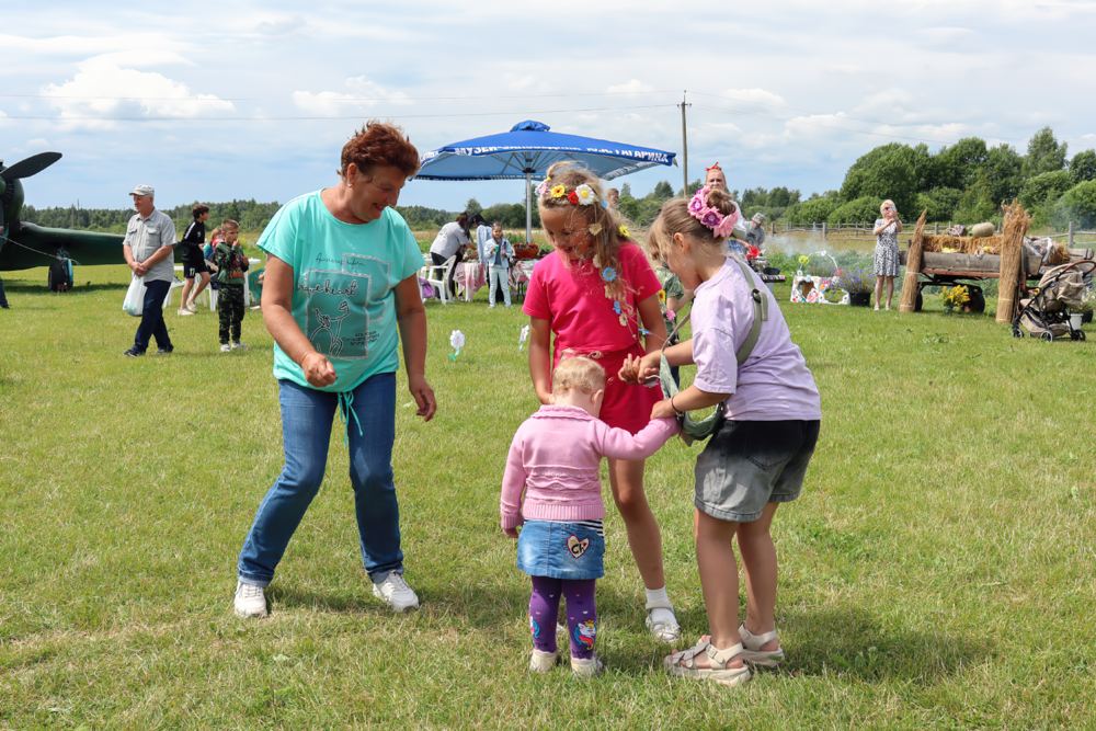 Семейное чаепитие в Клушино Семейное чаепитие в Клушино