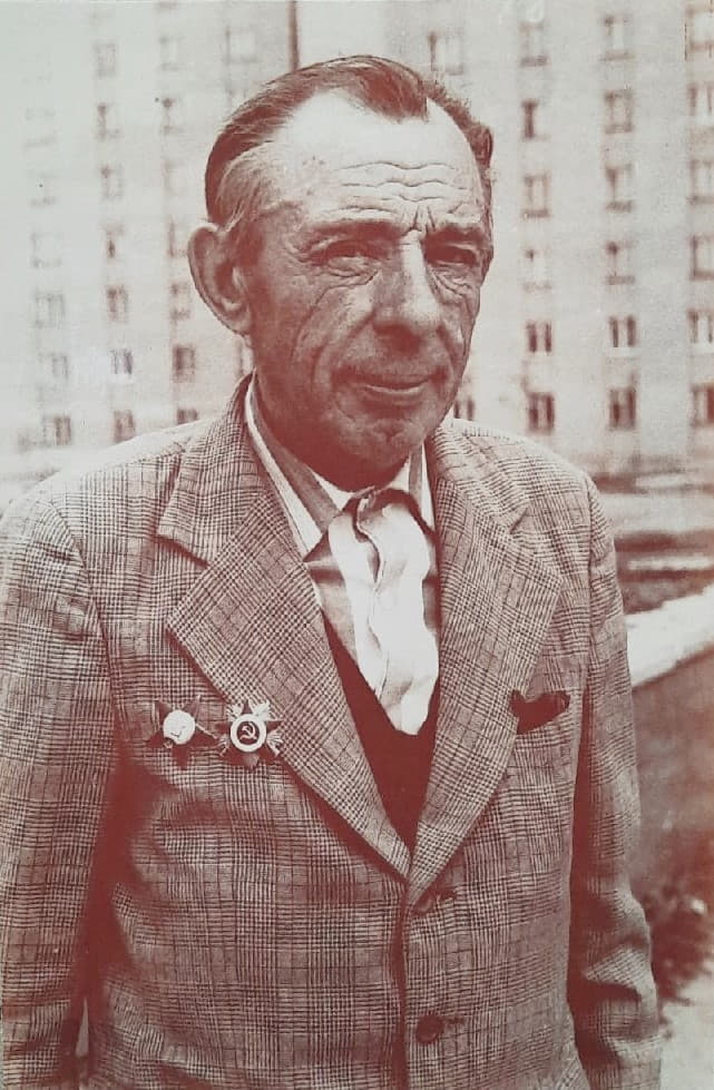 Одинцов М.Н., малолетний узник лагеря в г. Гжатск Одинцов М.Н., малолетний узник лагеря в г. Гжатск