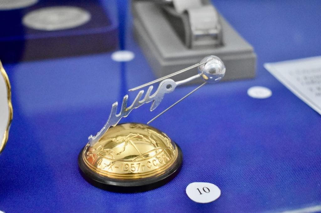 Мы - первые! Мы - первые!