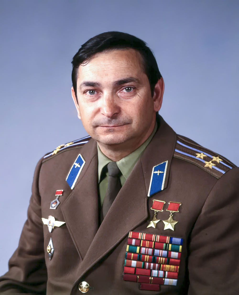 Валерий Фёдорович Быковский