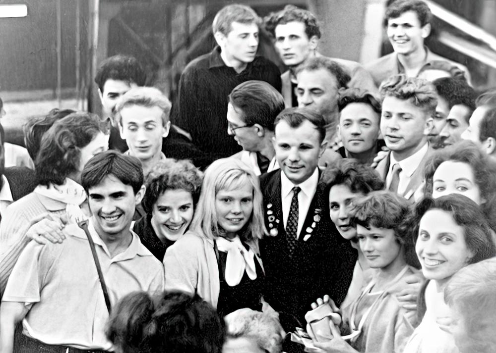 Посол мира и дружбы Фестиваль (2)-gigapixel-standard-width-1000px.jpeg