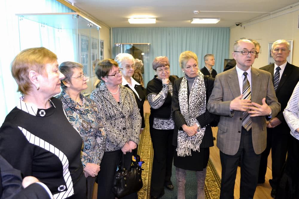 В.В. Яздовский во время открытия выставки «У истоков космической биологии и медицины», посвящённой 100-летию со дня рождения В.И. Яздовского. г. Гагарин, 9 марта 2013 года 1.1.В.В. Яздовский во время открытия выставки «У истоков космической биологии и медицины», посвящённой 100-летию со дня рождения В.И. Яздовского. г. Гагарин, 9 марта 2013 года..jpg