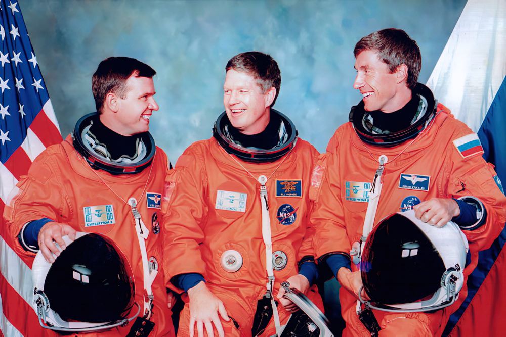 Первые обитатели МКС Первые обитатели МКС