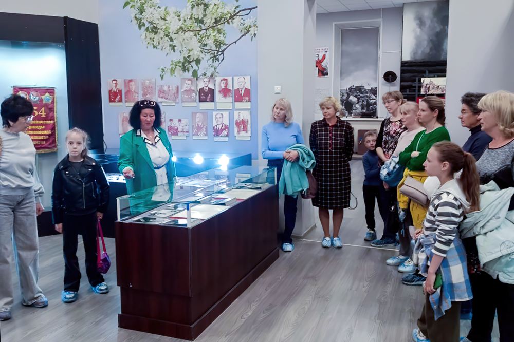 «Вставай, страна огромная…» «Вставай, страна огромная…»