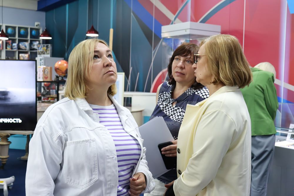 Спорткар для космонавта. Франция Спорткар для космонавта. Франция