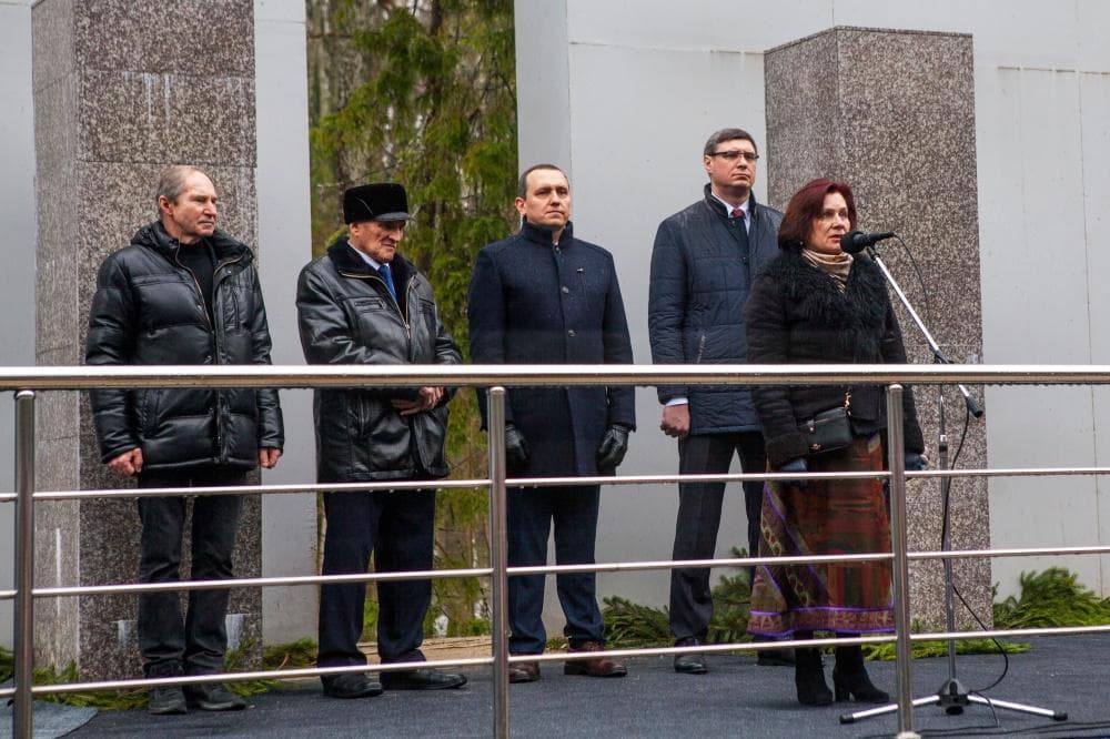 «Мы снова вспомним о нем…» Митинг4.jpg