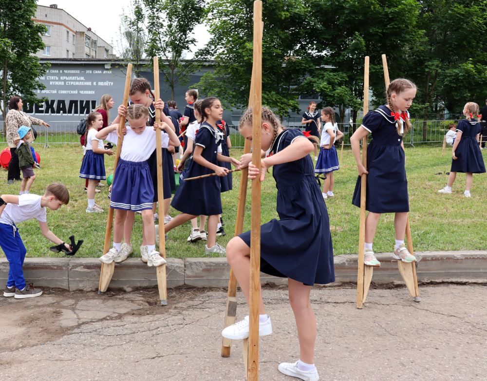 Праздничное мероприятие "От Петра Первого до первого космонавта"