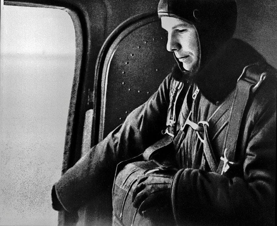 Рассекречено личное дело Юрия Гагарина 4273990163.jpg