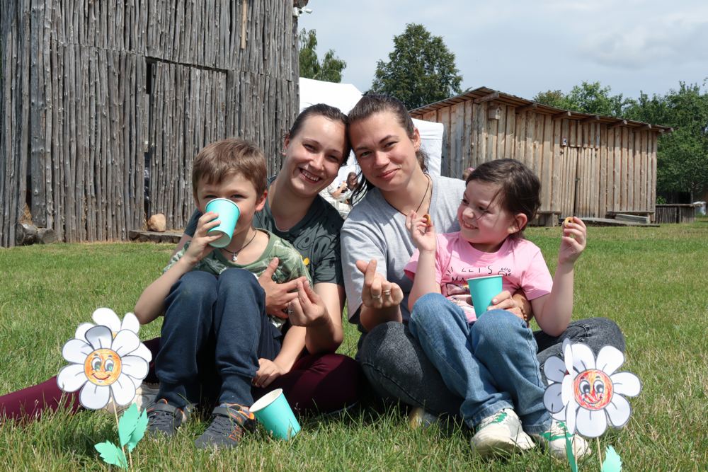 Семейное чаепитие в Клушино Семейное чаепитие в Клушино