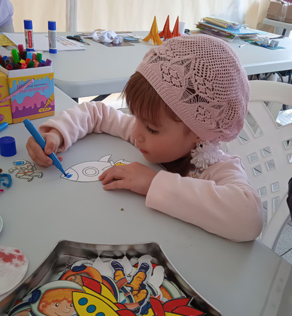 3f8cc21d-a30a-4bae-84b5-eedd1212ae00 PIXEL.jpg