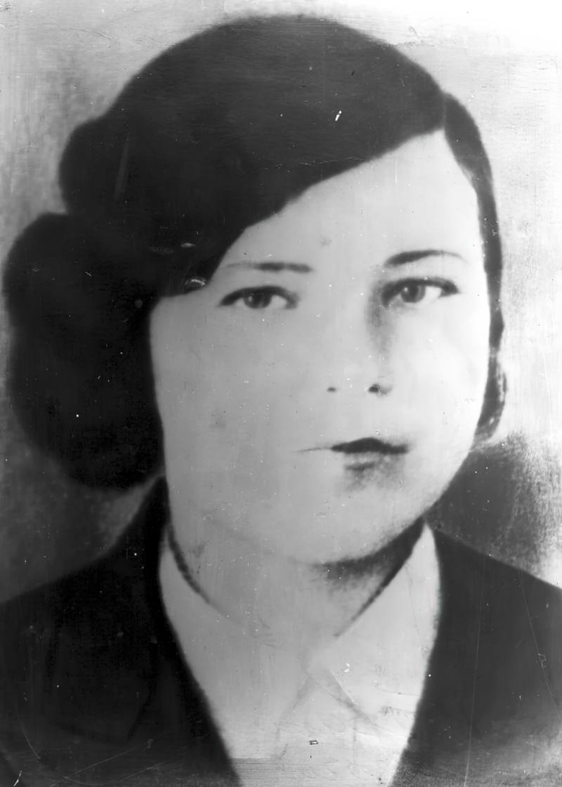 Лиза Бурдина 1-gigapixel-standard-width-800px.jpeg