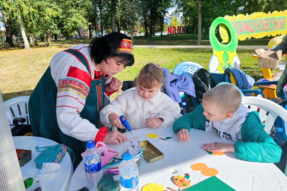 Шире круг Шире круг