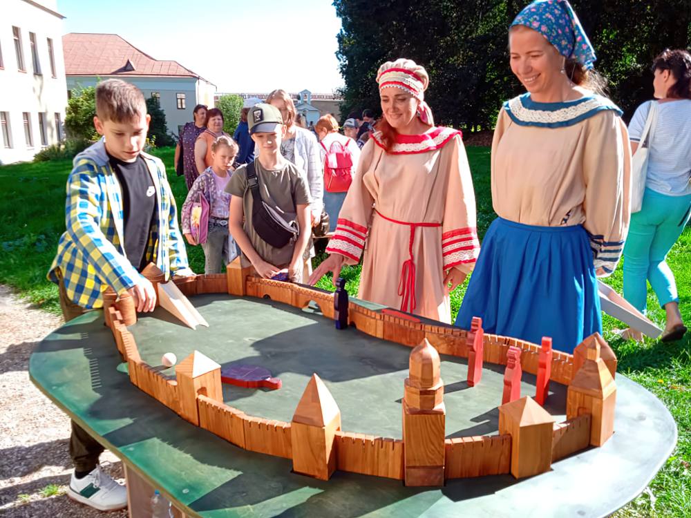 Фестиваль «Онфим собирает друзей» 2024 Фестиваль «Онфим собирает друзей» 2024