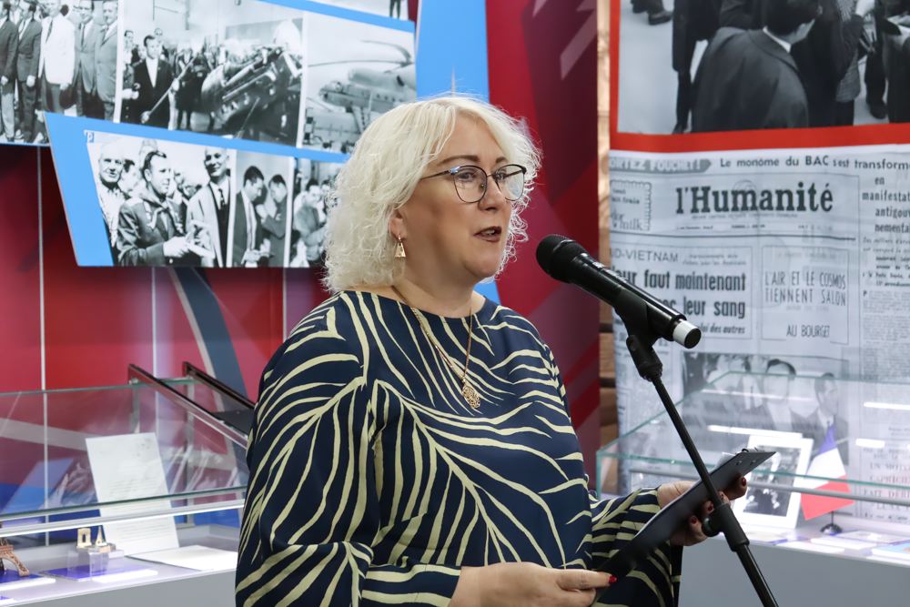 Спорткар для космонавта. Франция Спорткар для космонавта. Франция