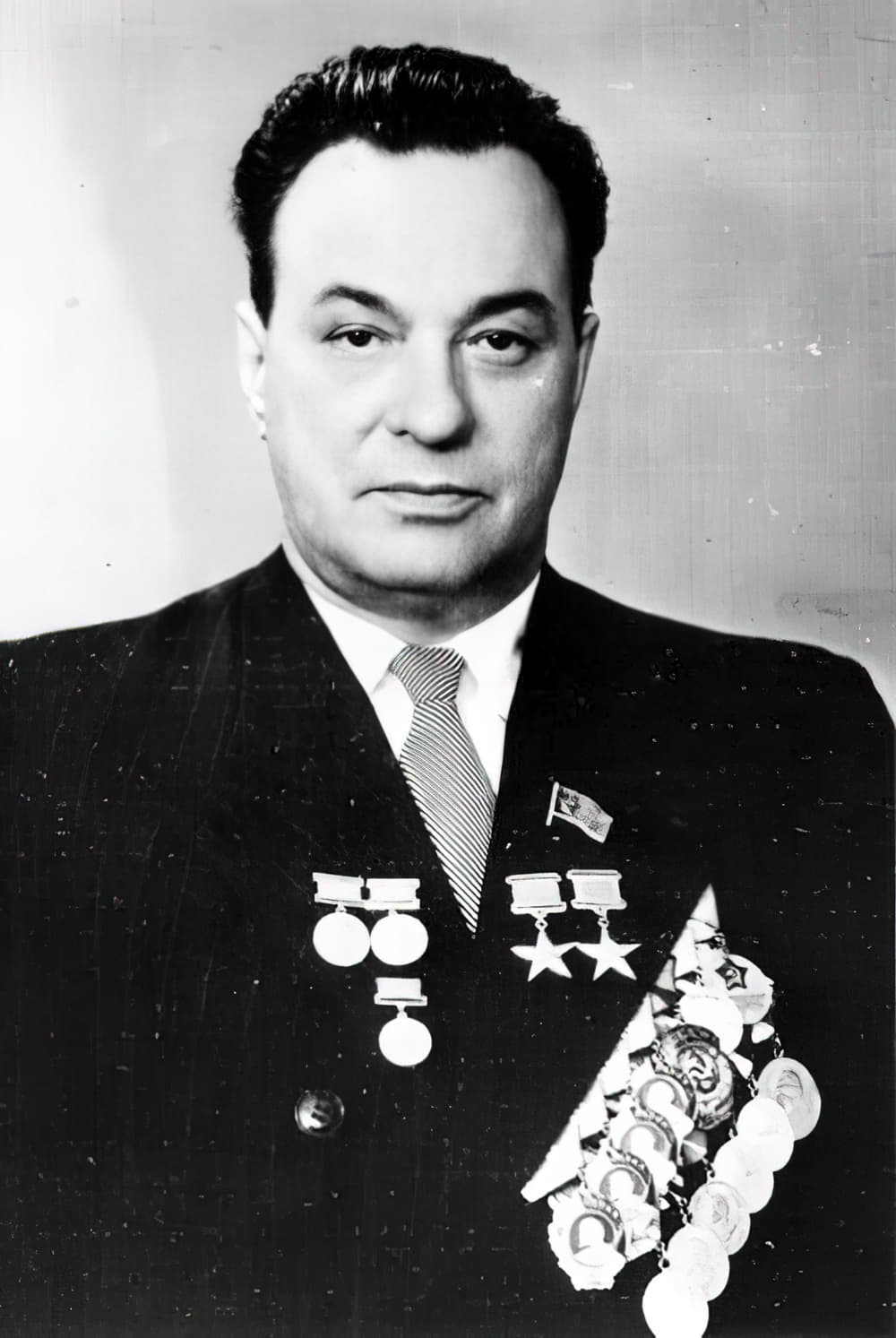 Виктор Яковлевич Литвинов
