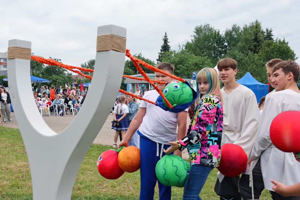 Праздничное мероприятие "От Петра Первого до первого космонавта"