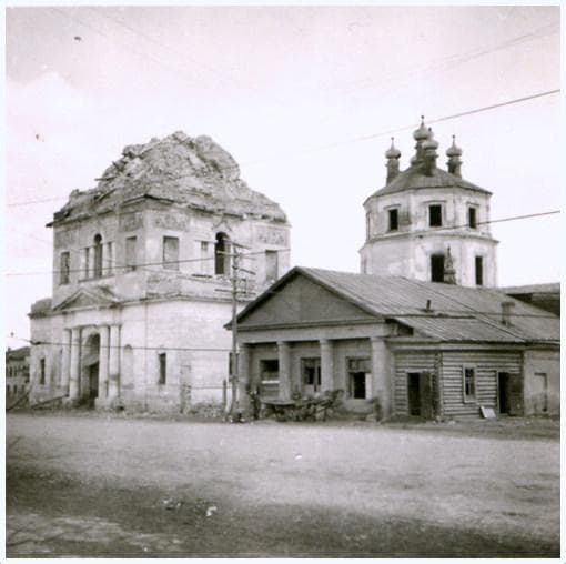Разрушенное здание Казанской церкви