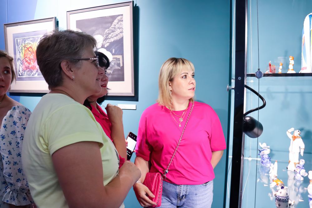 Выставка «Хрустальная мечта» Выставка «Хрустальная мечта»