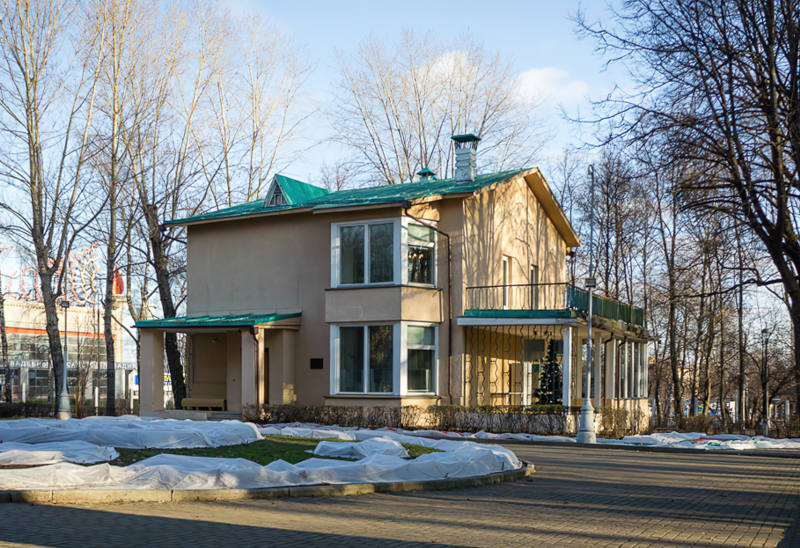 4. Дом-музей академика С.П. Королёва в г. Москве.-gigapixel-standard-width-800px.jpeg